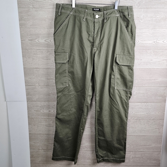 True Religion Kalamata Olive Green Cargo Utility Pants NWT Men's size 36 - Picture 1 of 10